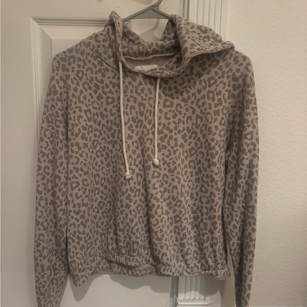 American Eagle Gray Leopard Print Hoodie